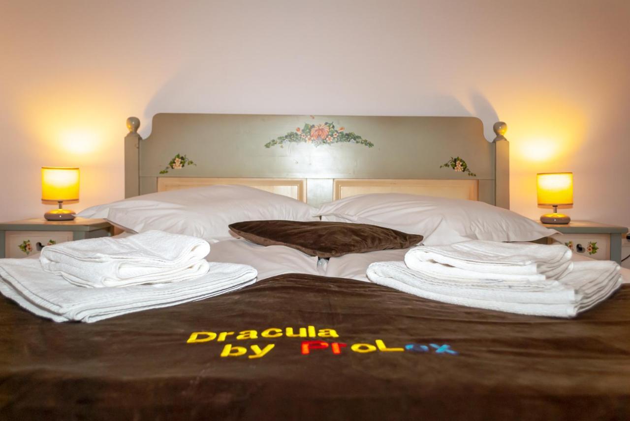 Prolex Turism Srl Hotell Bran  Exteriör bild